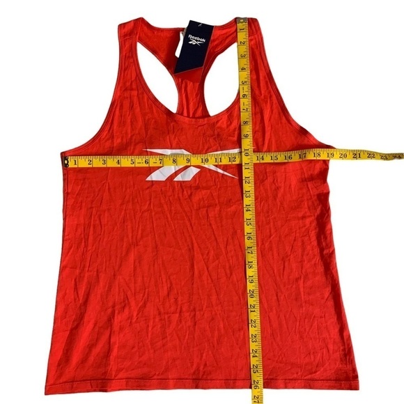Reebok New With Tags Red TE Graphic Tank Size Large Women’s - Picture 5 of 9